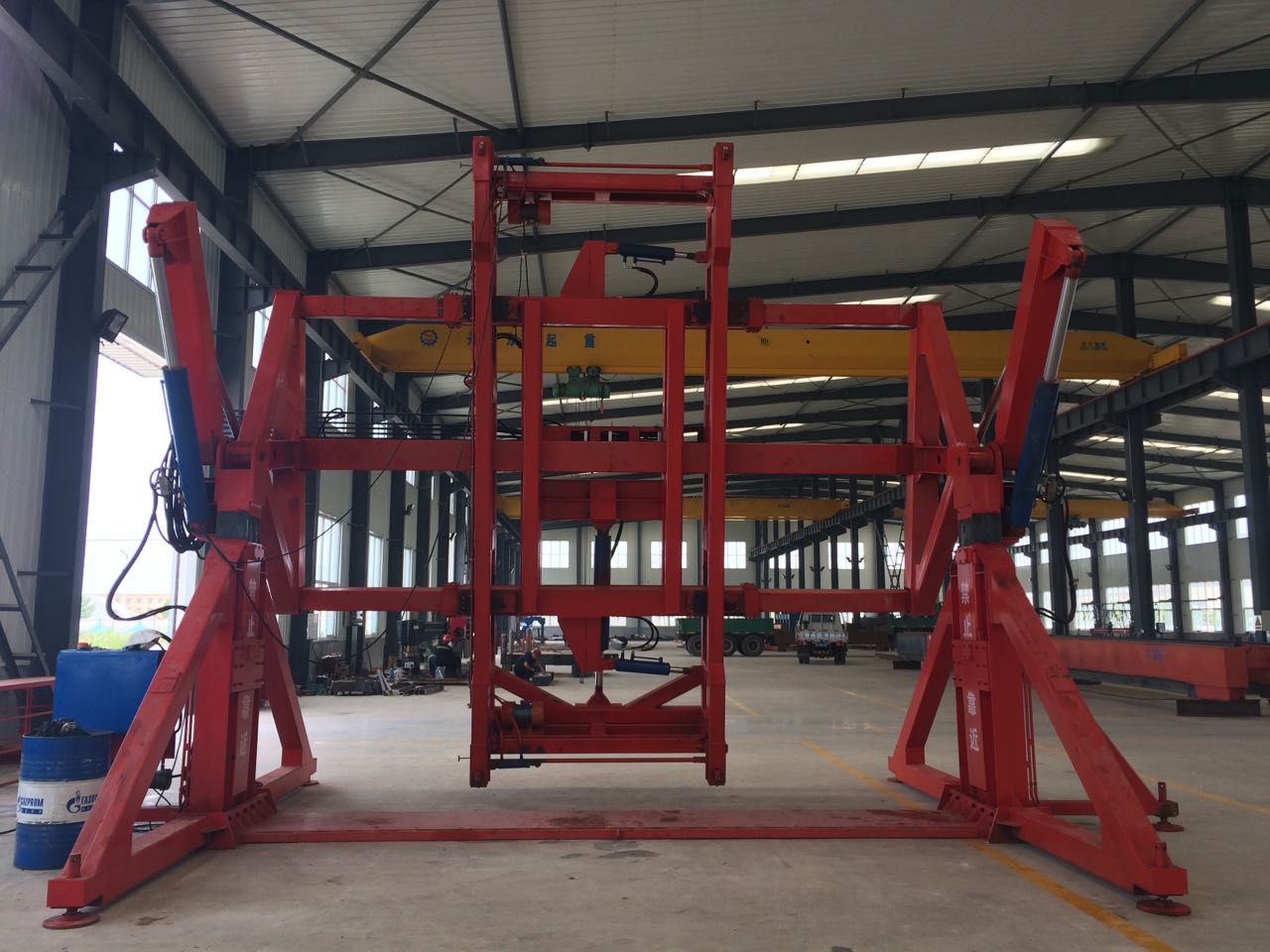 Container unloading equipment