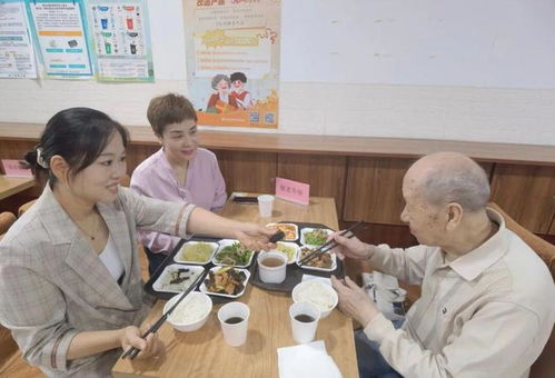 老社區(qū)的“逆生長” 委員通道上的社區(qū)新生故事
